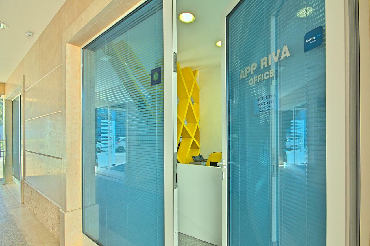 Apartments Riva-Interauto Umag Exteriör bild